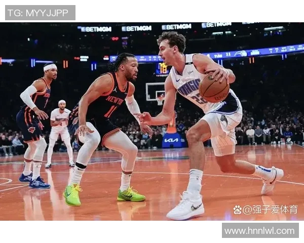 尼克斯与勇士激战正酣比分悬念迭起引发球迷热议